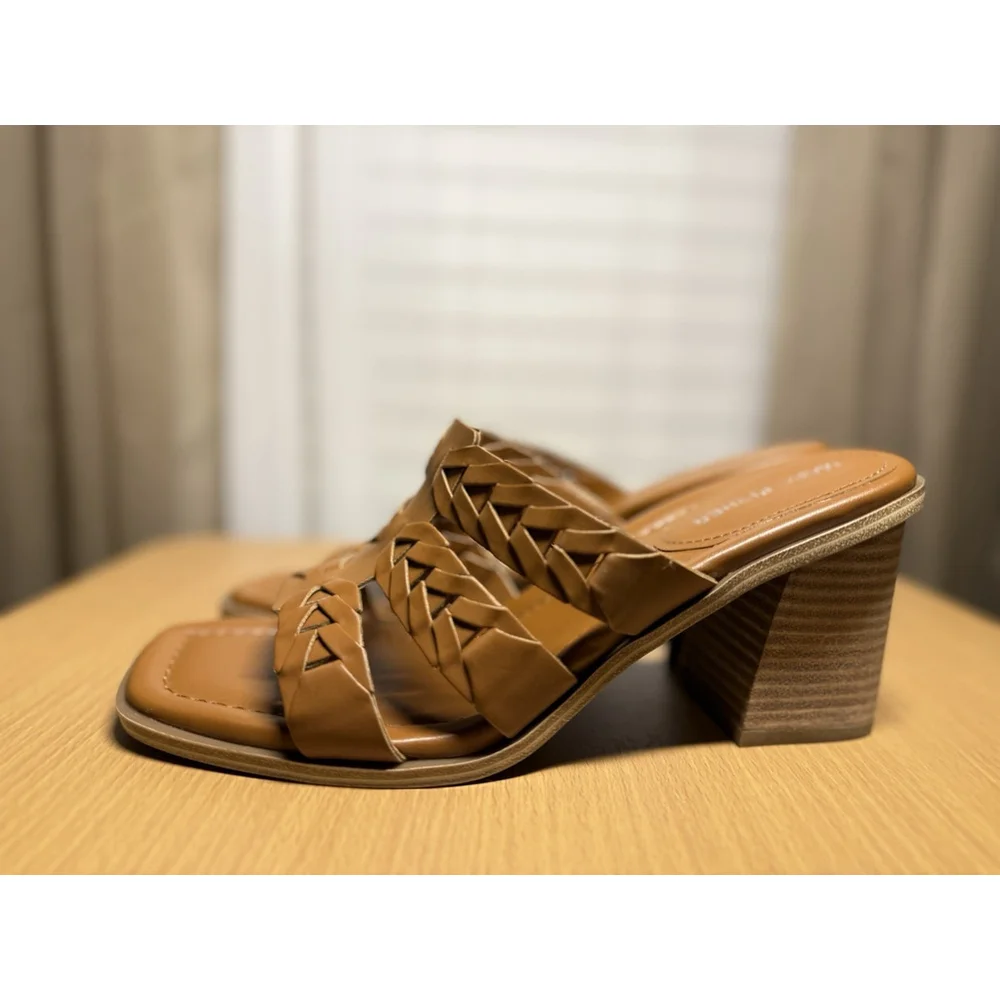 Marc Fisher Womens Slip on Braided Strappy Sandals Mules Sz 9.5 M Brown Cognac